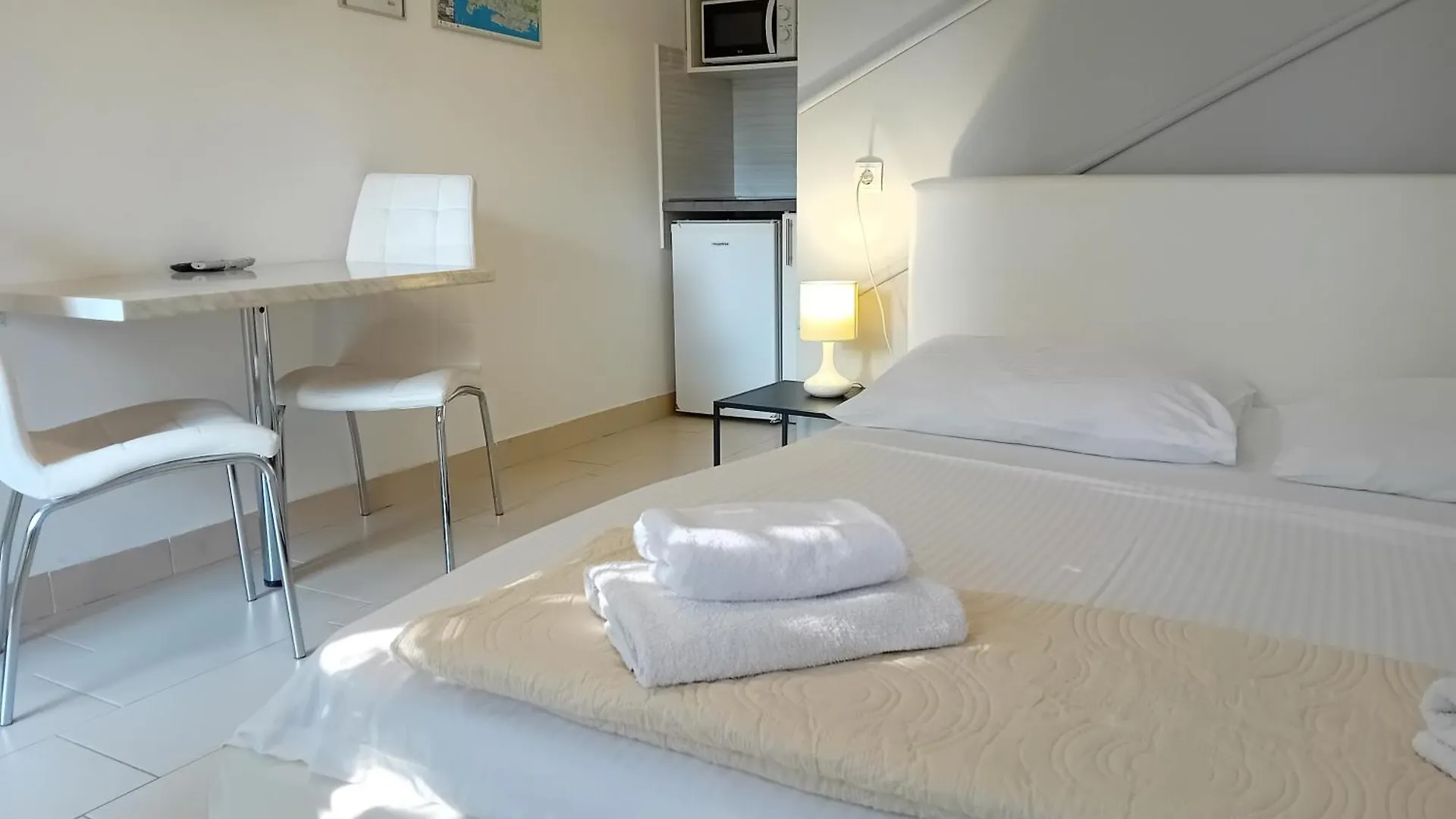 Apartments Angie Zadar