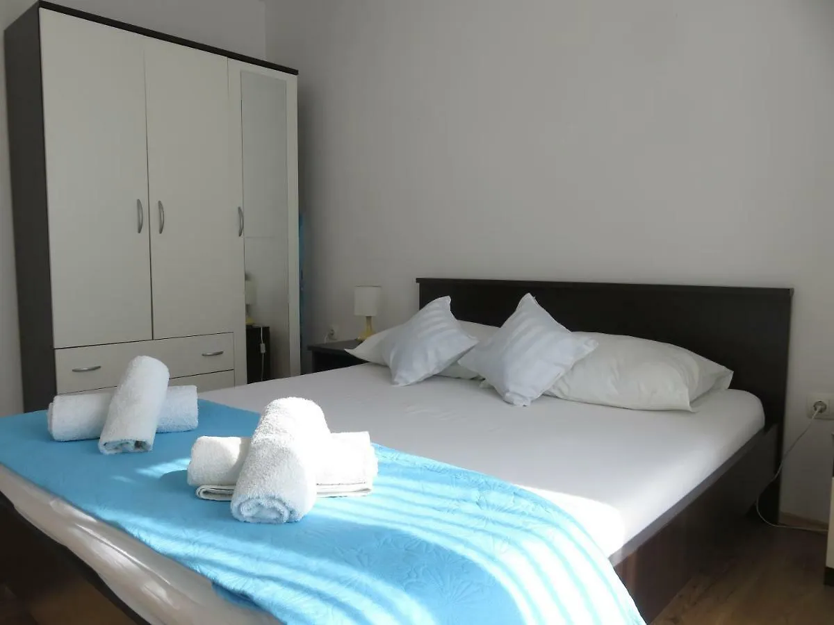 Apartments Angie Zadar