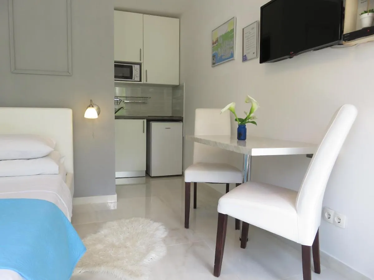 Apartments Angie Zadar 0*,  Croatia